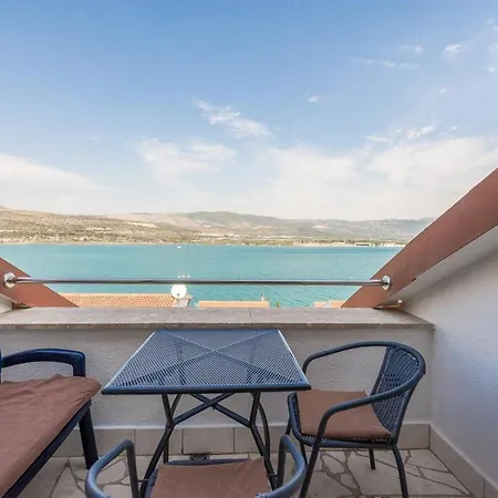 With Parking Space Mastrinka, Ciovo - 2050 Apartmán Trogir