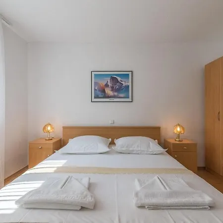 With Parking Space Mastrinka, Ciovo - 2050 *